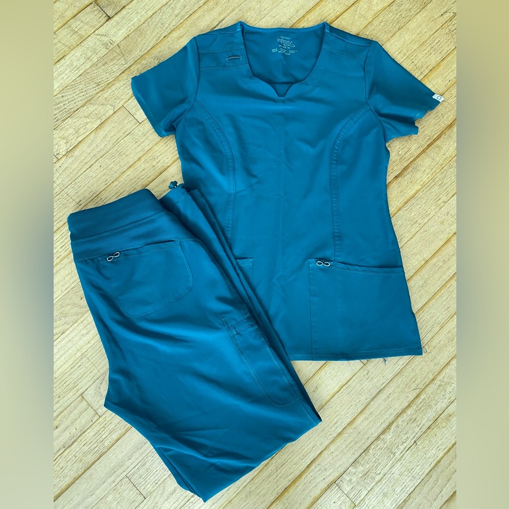 XS Cherokee Infinity Scrub Set - Teal RN Nursing Hospital Uniform X-Small Scrubs